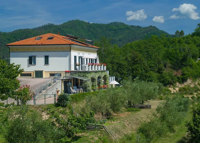 Villa Gli Ulivi Di Montalbano La Spezia